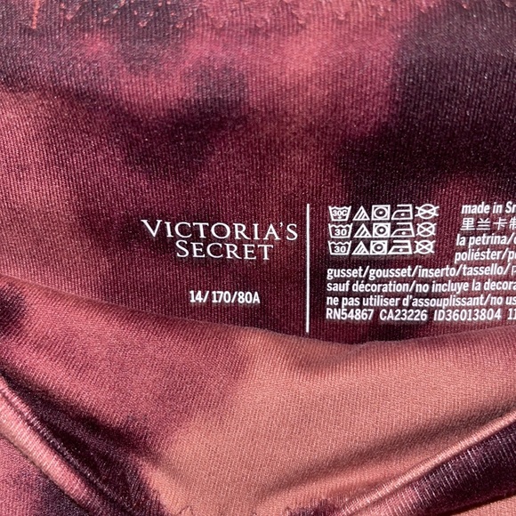 Victoria’s Secret leggings - Picture 2 of 4